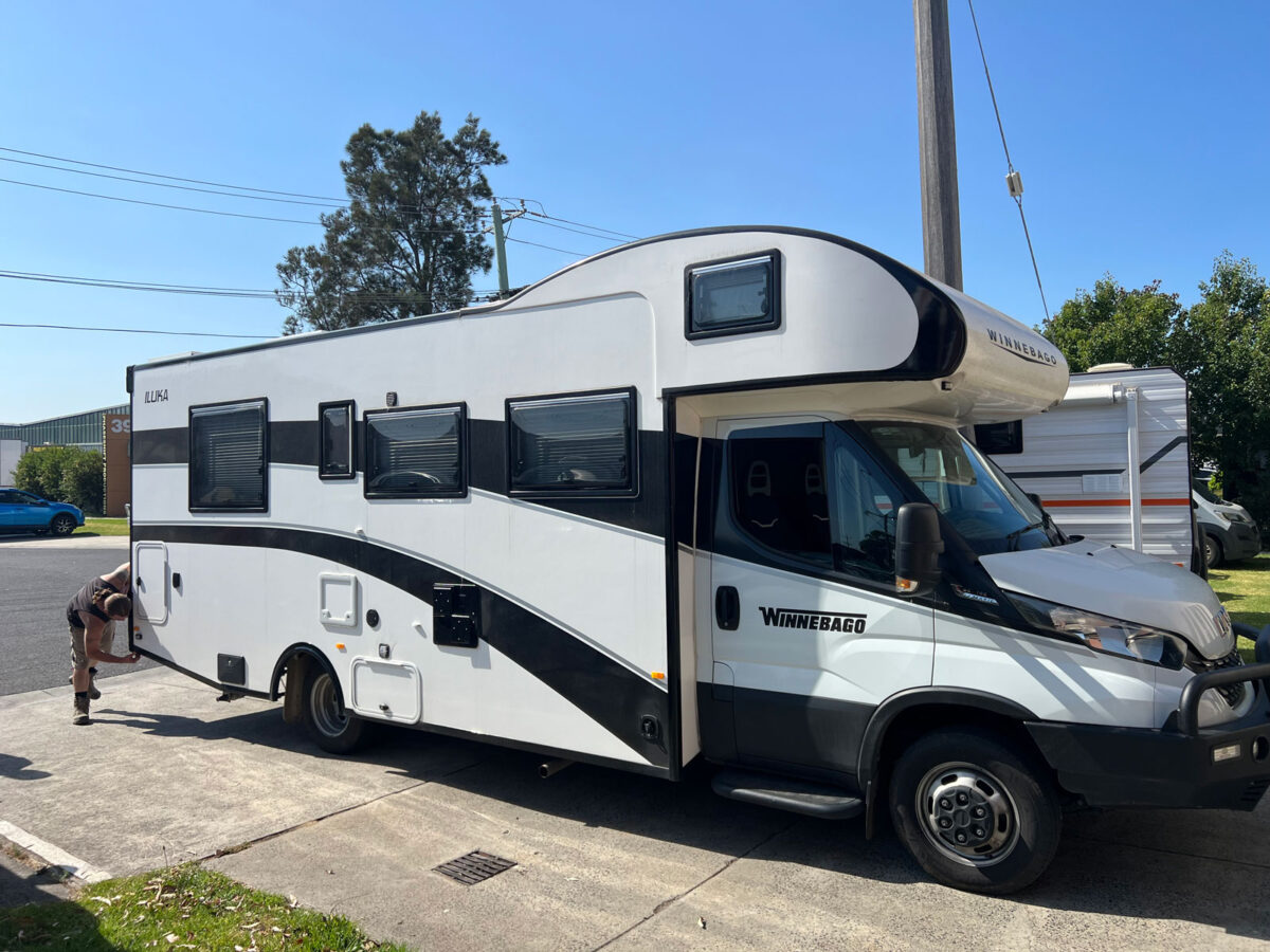 Winnebago Side Web