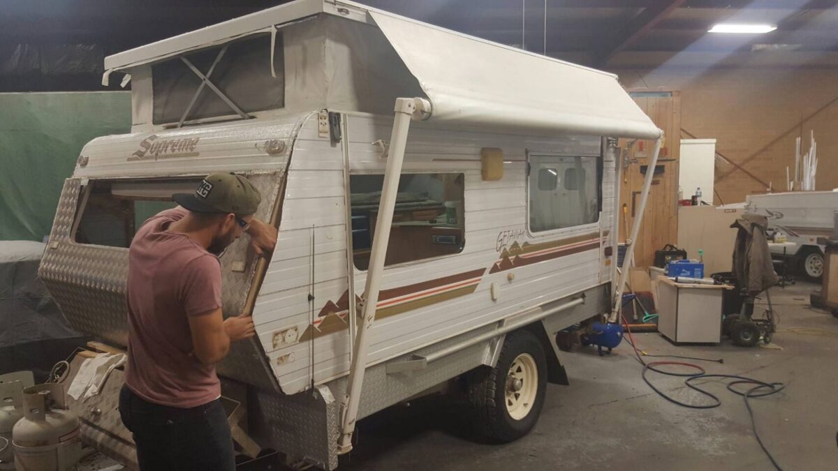 Campervan 1498003392926